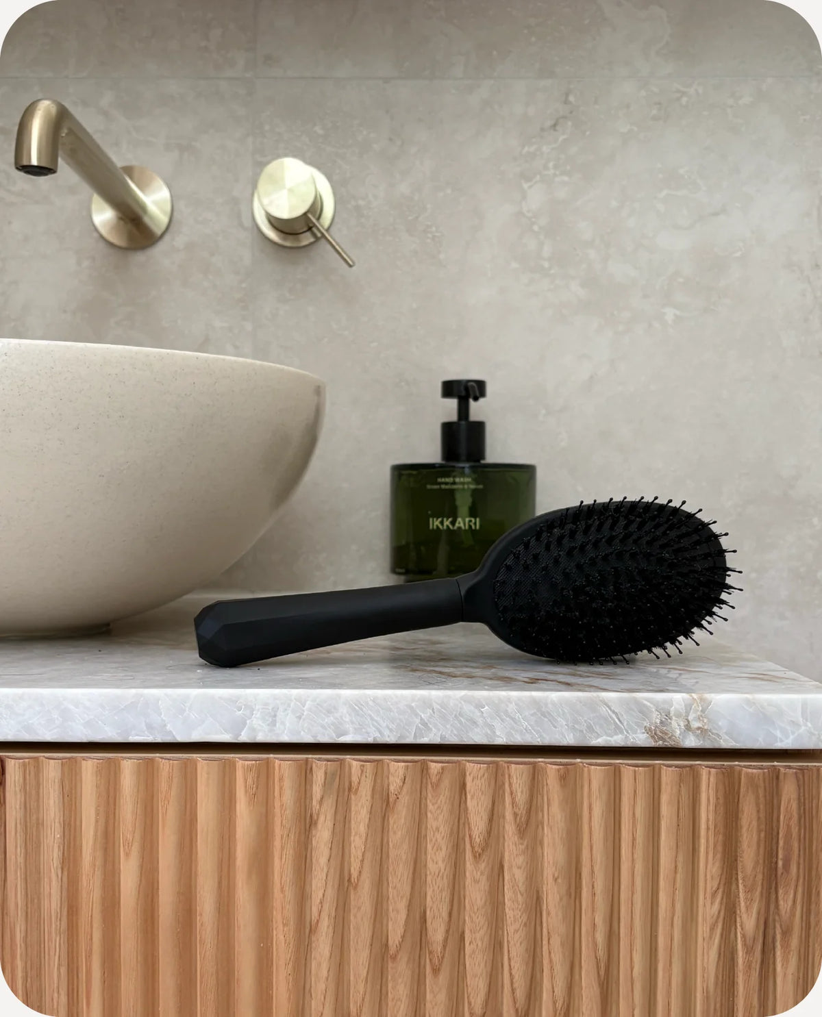 Crown Control Definitive Styling Brush